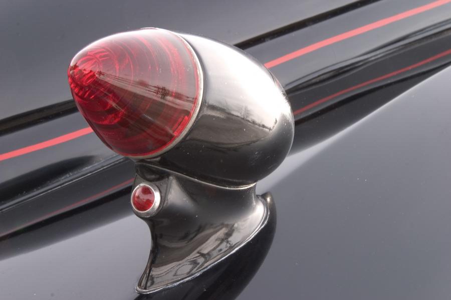 Детали экстерьера Lincoln Zephyr Coupe (HB-720) 1937 года  (фото 16 из 46)
